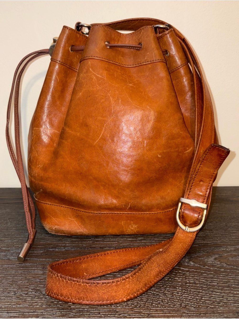 Vtg Ann Taylor Leather Drawstring Bucket Bag Made In Italy Cognac Brown Patina
